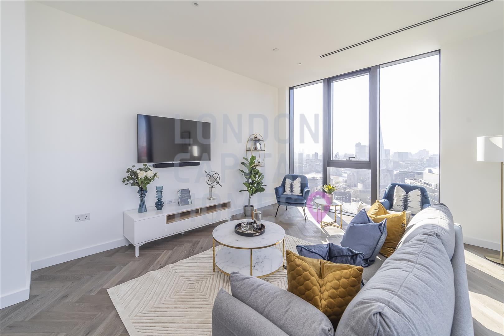 3 bed property in 23 Gauging Square, London